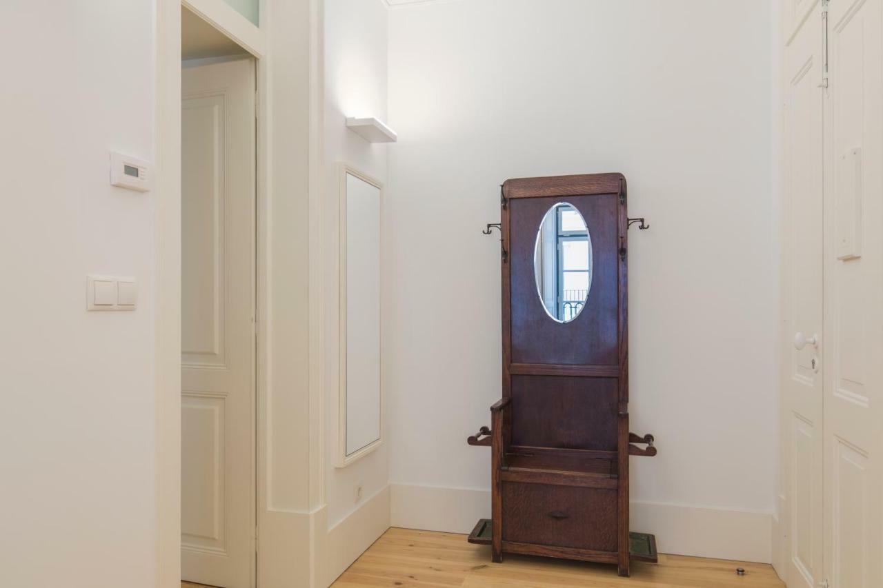 Charming 2 Bedroom Apartment In Baixa Chiado Lizbona Zewnętrze zdjęcie